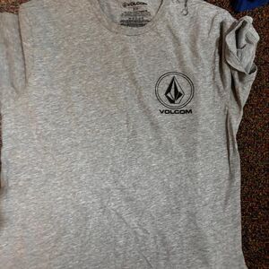 Volcom Men's Grey T-shirt